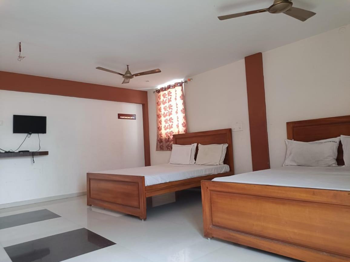 Hotel Duwaraka Rāmeswaram Екстериор снимка